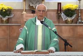 Padre Julio Lancelotti tem transmissões suspensas e redes sociais bloqueadas por decisão da Arquidiocese de São Paulo